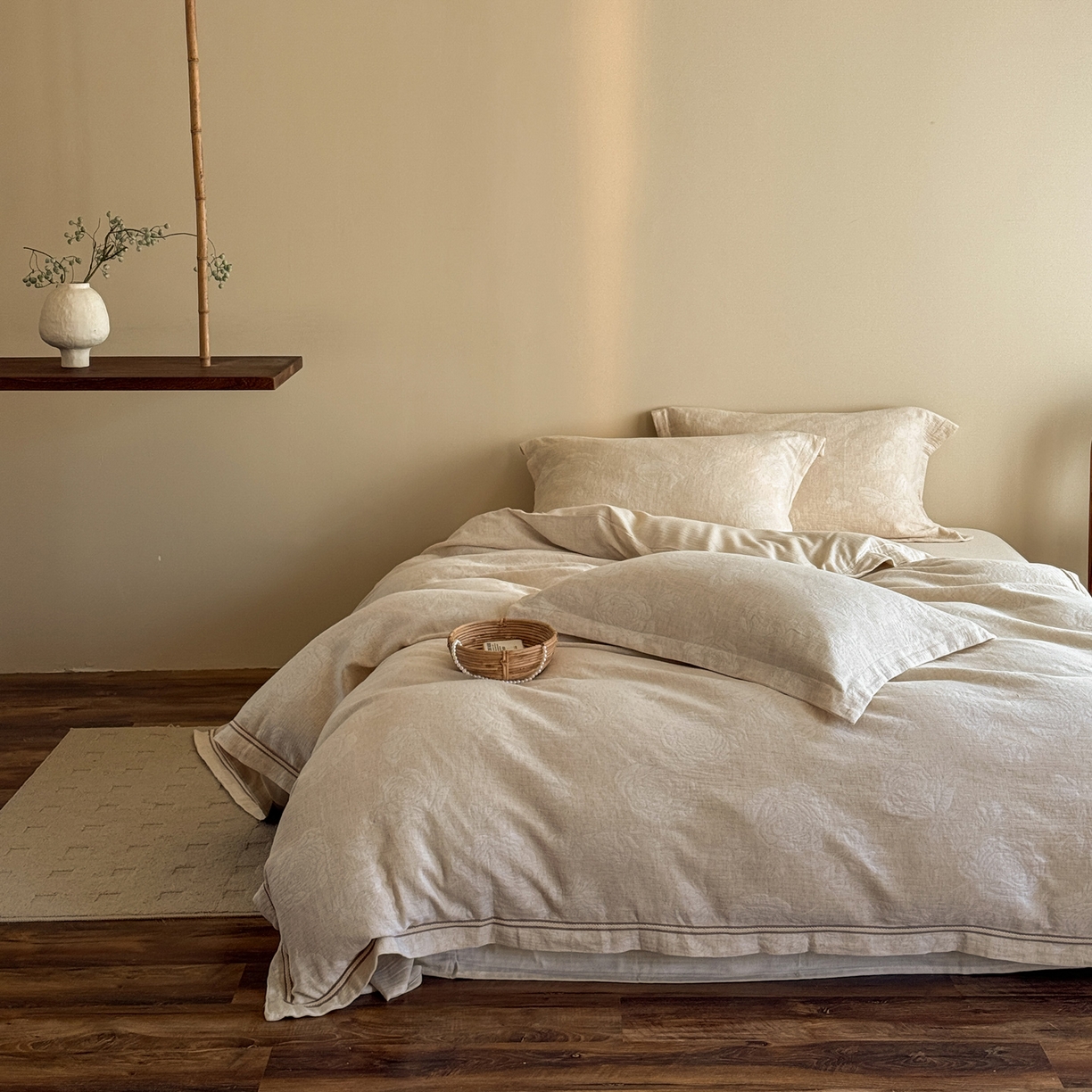 91家纺网 家纺一手货源 找家纺 澳萝拉 2026新款棉麻提花压边四件套 云端