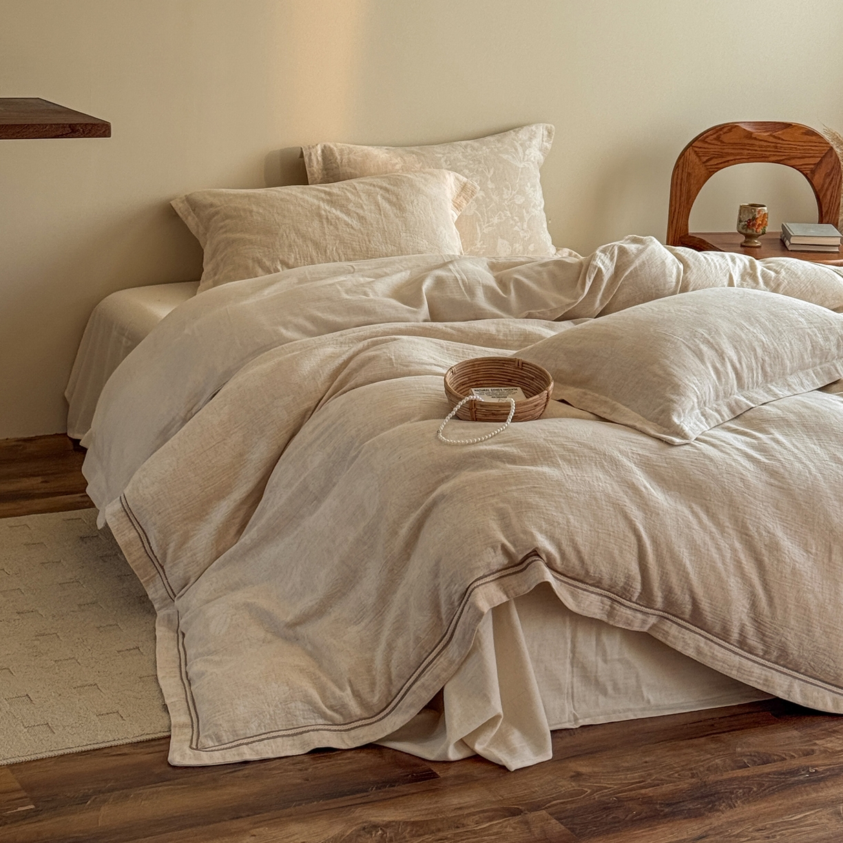 91家纺网 家纺一手货源 找家纺 澳萝拉 2026新款棉麻提花压边四件套 锦瑟