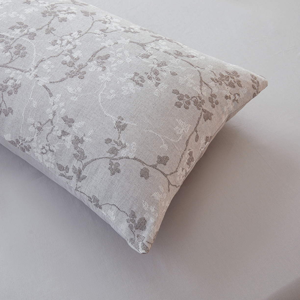 91家纺网 家纺一手货源 找家纺 乐家毛巾被（工厂自产自销） 2026新款全棉色织三层提花夏季大豆纤维被 缠枝