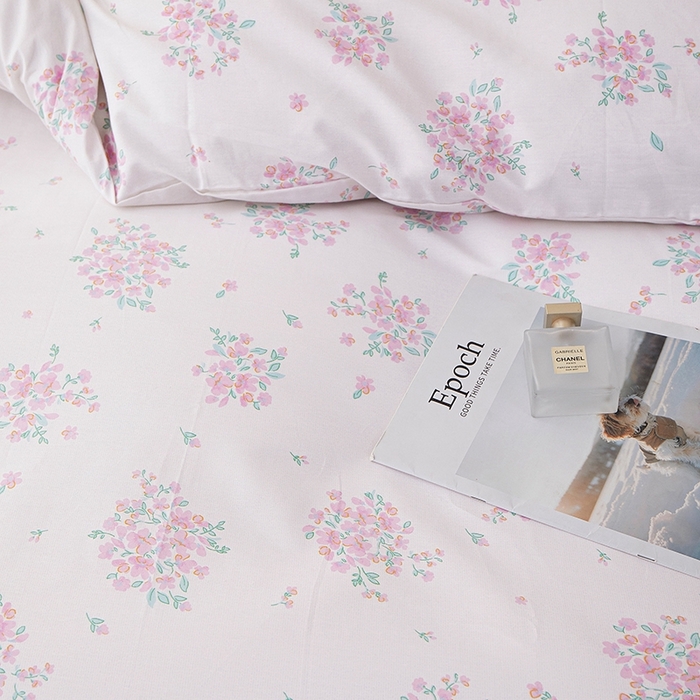 91家纺网 家纺一手货源 找家纺 一米阳光 2026年春夏新款小清新蝴蝶结绑带款全棉纯棉四件套 花簇