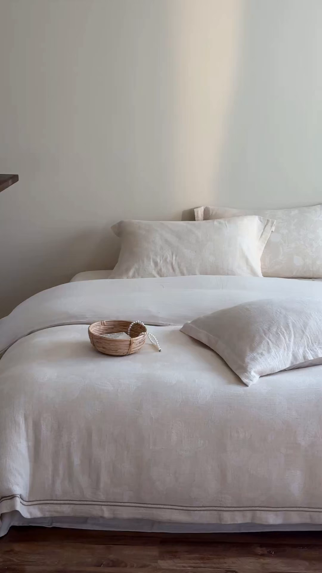 91家纺网 家纺一手货源 找家纺 澳萝拉 2026新款棉麻提花压边四件套 锦瑟