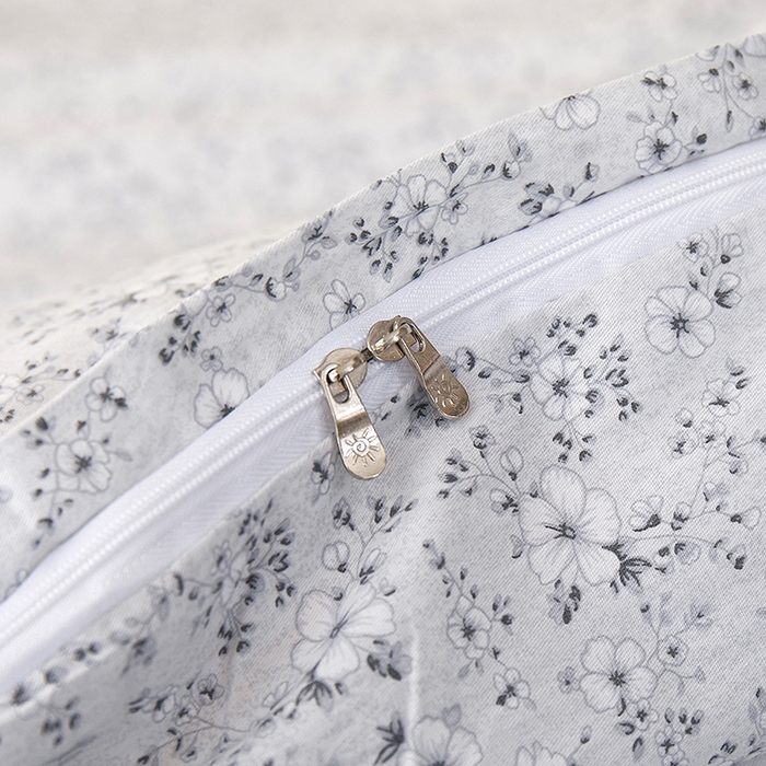 91家纺网 家纺一手货源 找家纺 一米阳光 2026年春夏新款小清新蝴蝶结绑带款全棉纯棉四件套 青花瓷