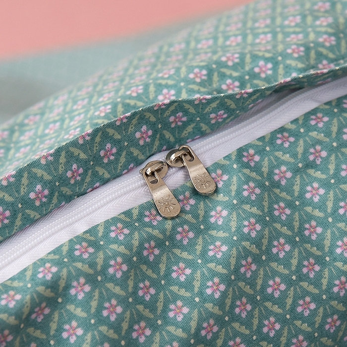 91家纺网 家纺一手货源 找家纺 一米阳光 2026年春夏新款小清新蝴蝶结绑带款全棉纯棉四件套 漫花庄园