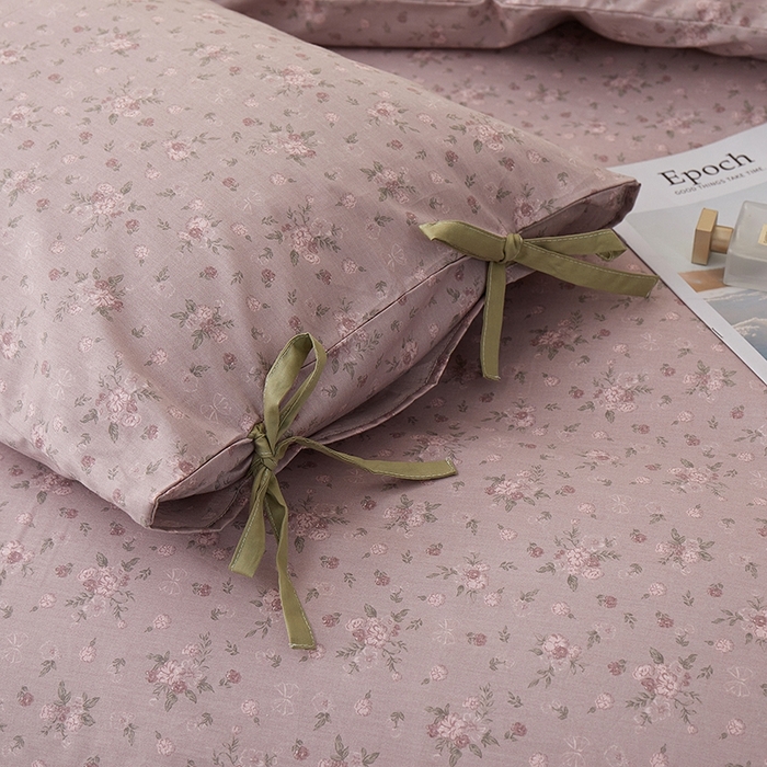 91家纺网 家纺一手货源 找家纺 一米阳光 2026年春夏新款小清新蝴蝶结绑带款全棉纯棉四件套 梦境低语