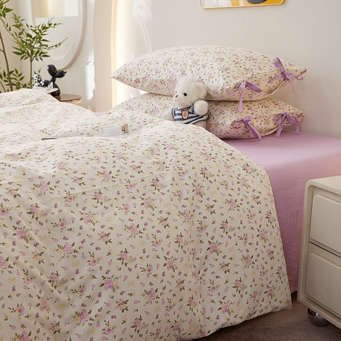 91家纺网 家纺一手货源 找家纺 一米阳光 2026年春夏新款小清新蝴蝶结绑带款全棉纯棉四件套 紫霞仙子