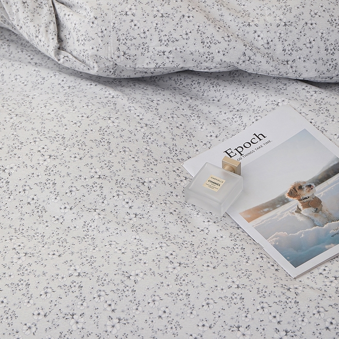 91家纺网 家纺一手货源 找家纺 一米阳光 2026年春夏新款小清新蝴蝶结绑带款全棉纯棉四件套 青花瓷