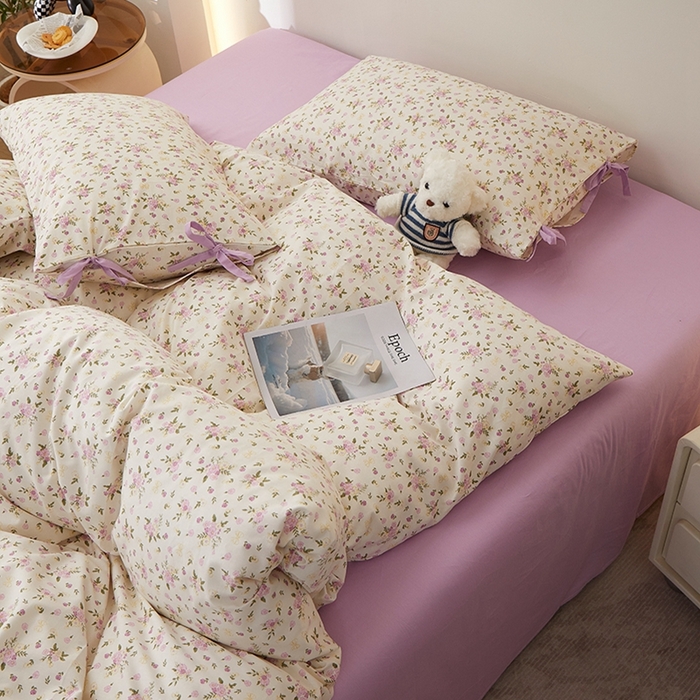 91家纺网 家纺一手货源 找家纺 一米阳光 2026年春夏新款小清新蝴蝶结绑带款全棉纯棉四件套 紫霞仙子