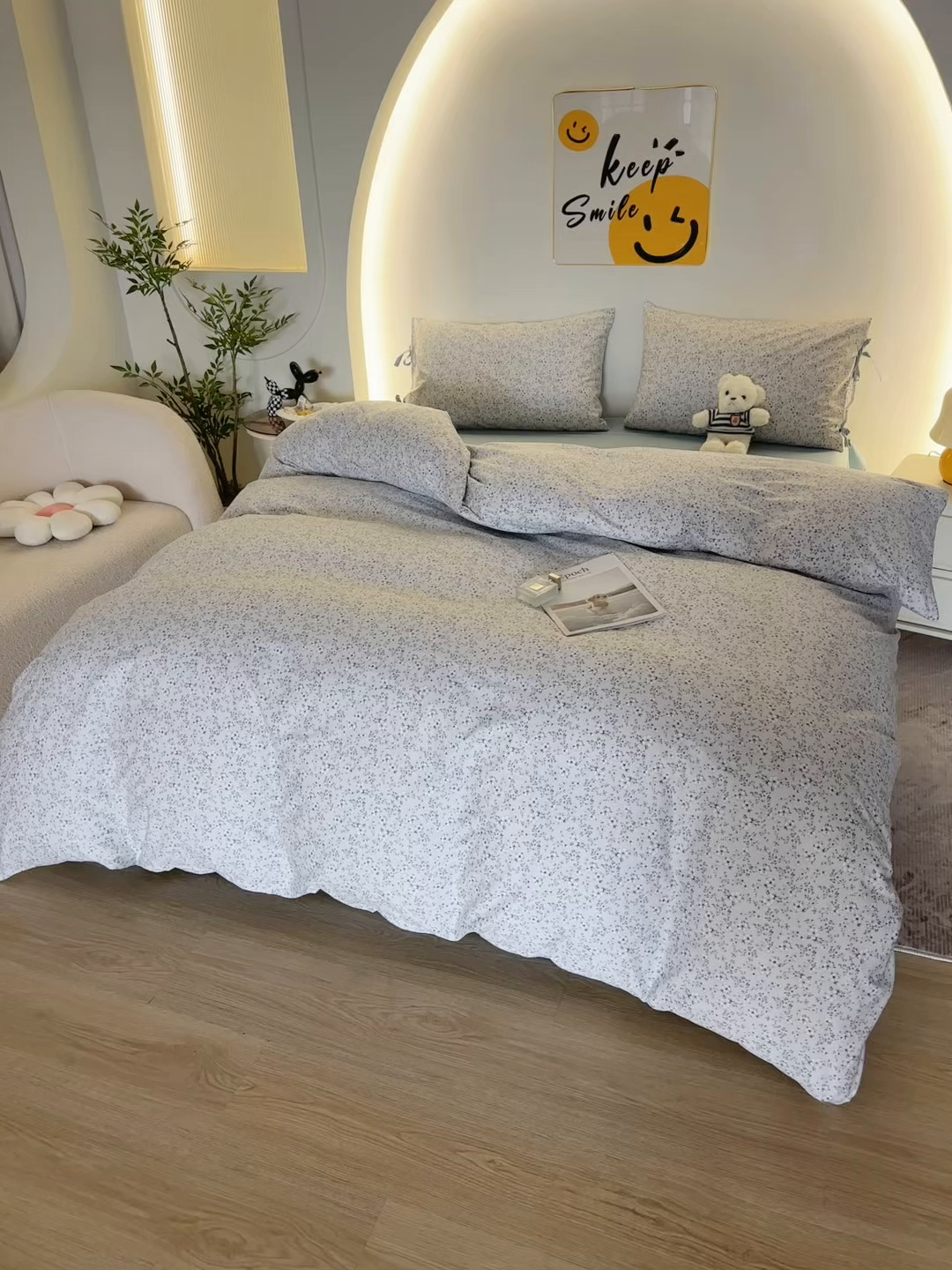 91家纺网 家纺一手货源 找家纺 一米阳光 2026年春夏新款小清新蝴蝶结绑带款全棉纯棉四件套 青花瓷