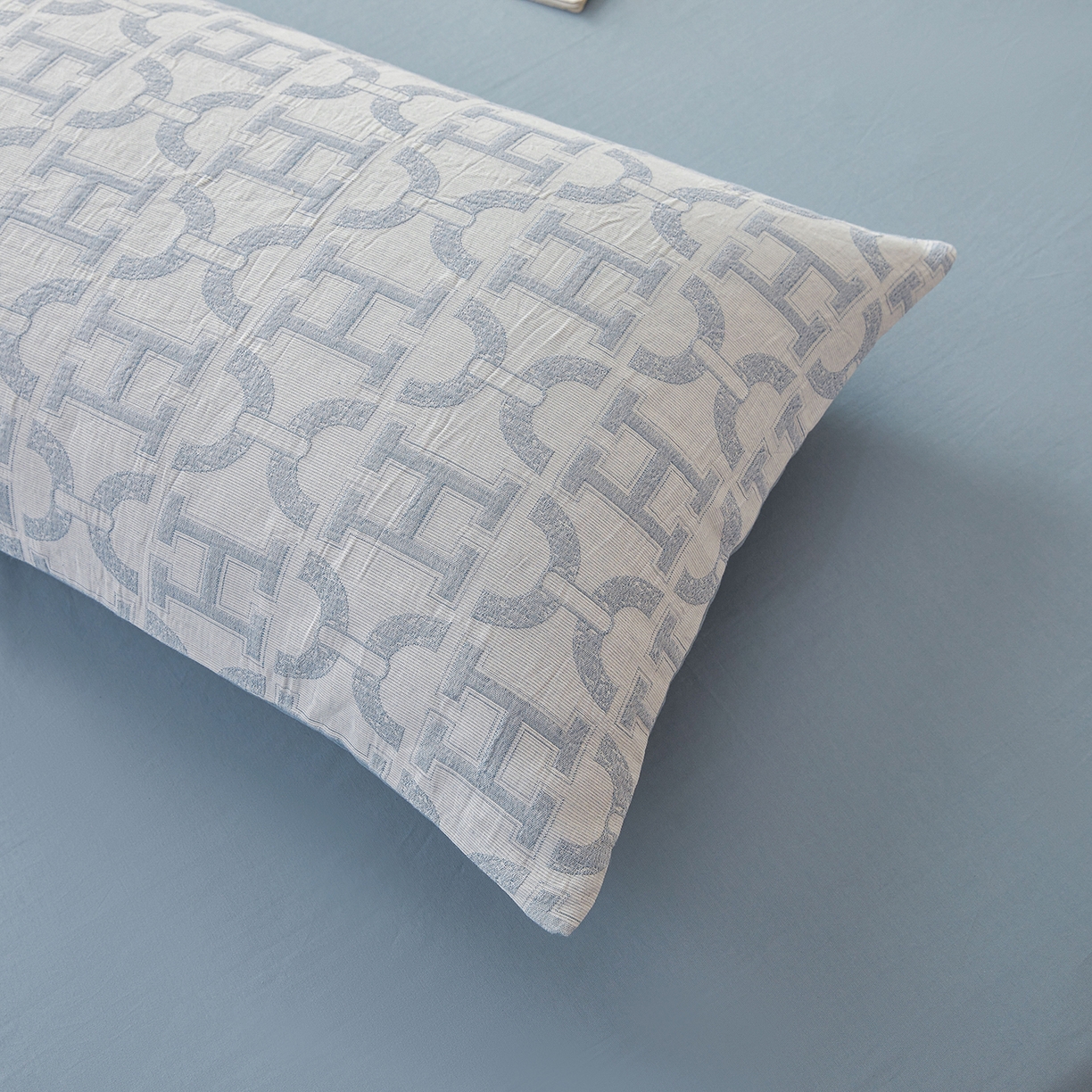 91家纺网 家纺一手货源 找家纺 乐家毛巾被（工厂自产自销） 2026新款全棉色织三层提花夏季大豆纤维被 蓝韵