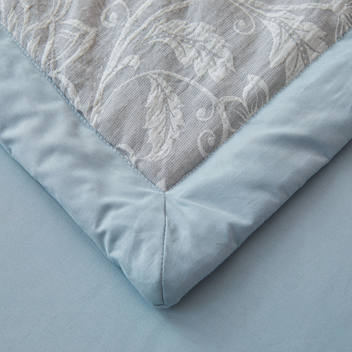 91家纺网 家纺一手货源 找家纺 乐家毛巾被（工厂自产自销） 2026新款全棉色织三层提花夏季大豆纤维被 澜光盛华