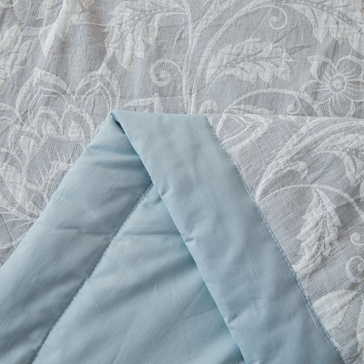 91家纺网 家纺一手货源 找家纺 乐家毛巾被（工厂自产自销） 2026新款全棉色织三层提花夏季大豆纤维被 澜光盛华