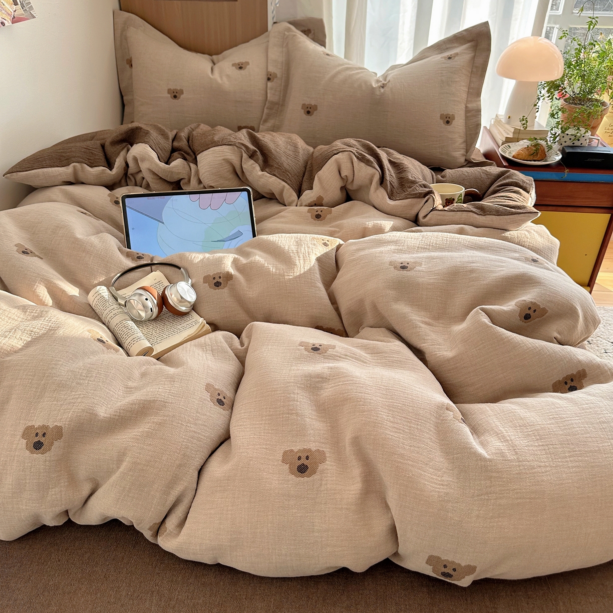 91家纺网 家纺一手货源 找家纺 （总）萝莉家纺 2025秋冬新品韩版花边款加厚牛奶绒四件套