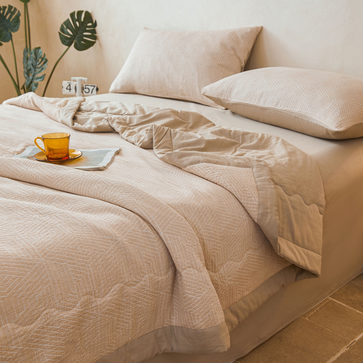 91家纺网 家纺一手货源 找家纺 乐家毛巾被（工厂自产自销） 2026新款全棉色织三层提花夏季大豆纤维被 迷宫