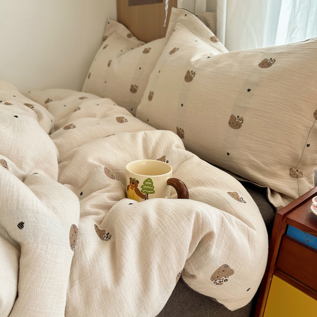 91家纺网 家纺一手货源 找家纺 萝莉家纺 2026新款全棉纯棉色织双层纱提花四件套 豹纹猫