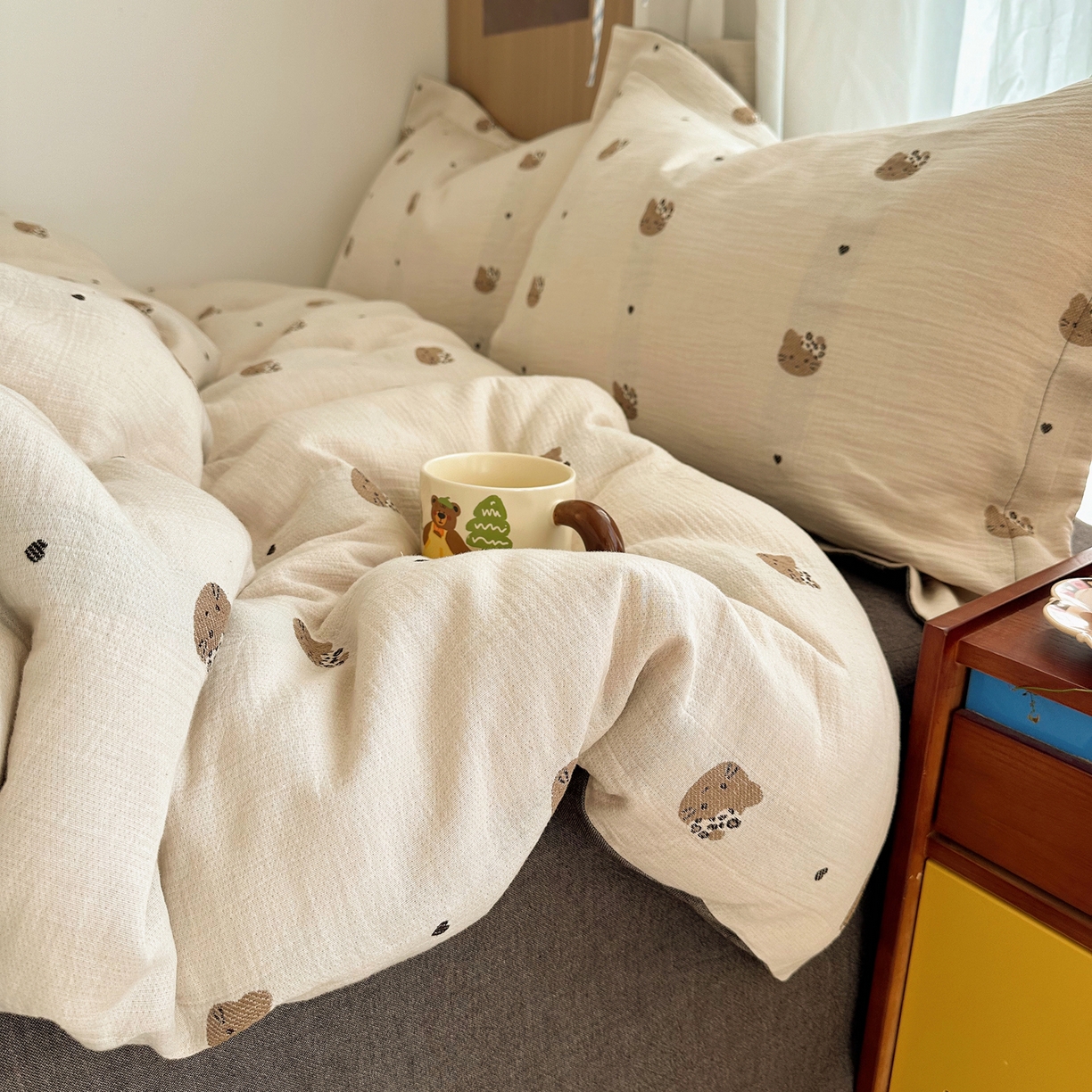 91家纺网 家纺一手货源 找家纺 萝莉家纺 2026新款全棉纯棉色织双层纱提花四件套 豹纹猫