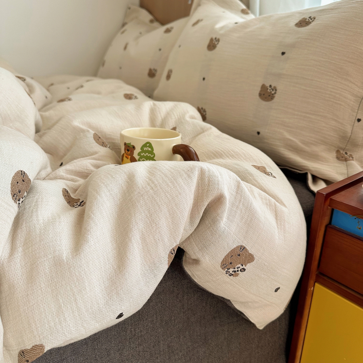 91家纺网 家纺一手货源 找家纺 萝莉家纺 2026新款全棉纯棉色织双层纱提花四件套 豹纹猫