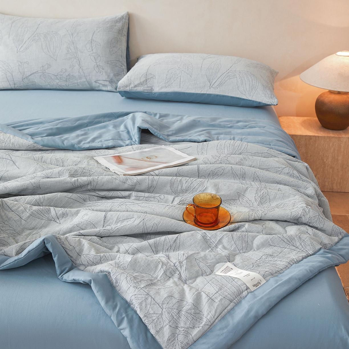 91家纺网 家纺一手货源 找家纺 乐家毛巾被（工厂自产自销） 2026新款全棉色织三层提花夏季大豆纤维被 绮华