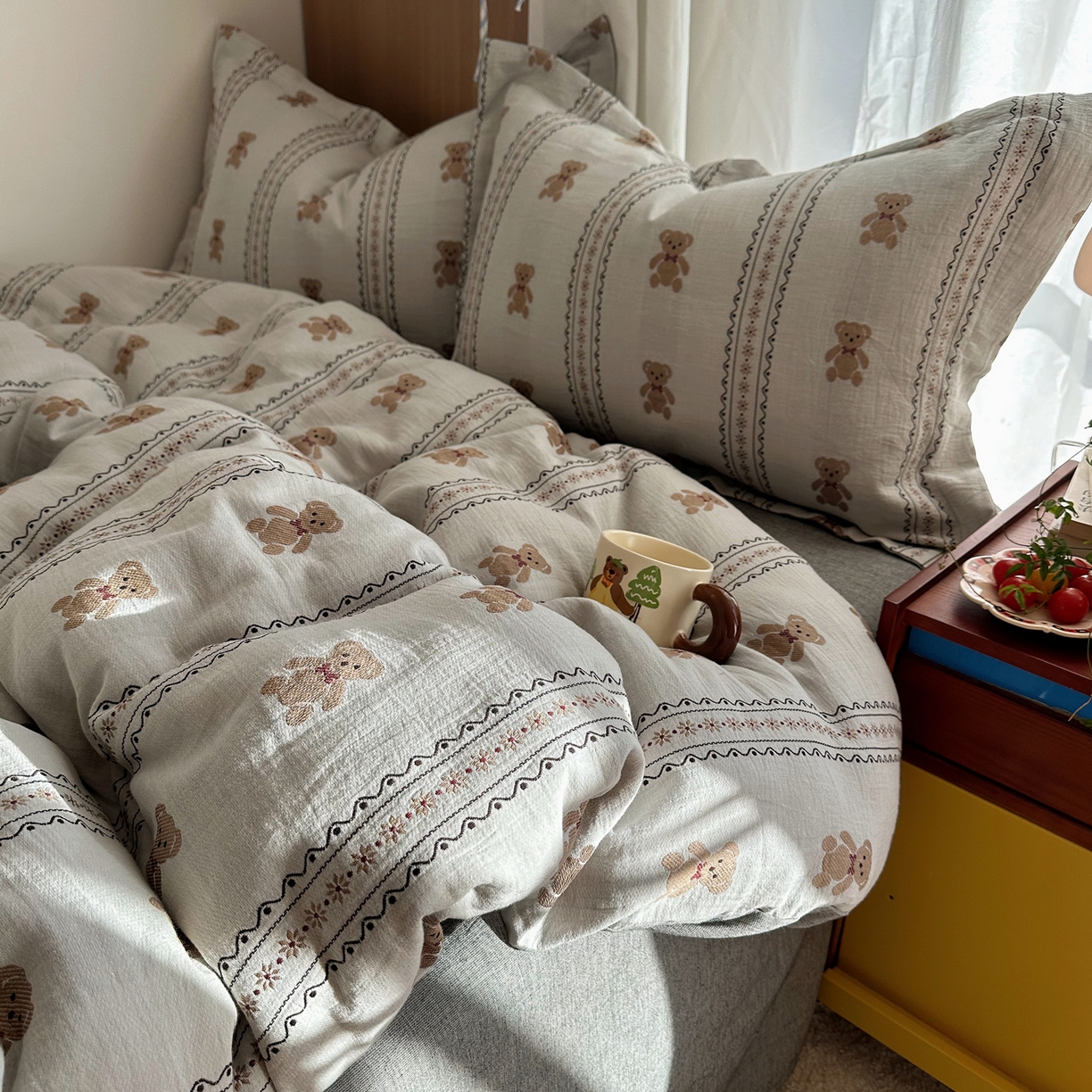 91家纺网 家纺一手货源 找家纺 萝莉家纺 2026新款全棉纯棉色织双层纱提花四件套 布偶熊