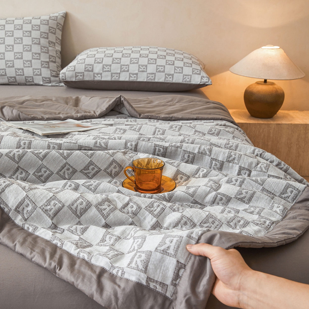 91家纺网 家纺一手货源 找家纺 乐家毛巾被（工厂自产自销） 2026新款全棉色织三层提花夏季大豆纤维被 轻奢R