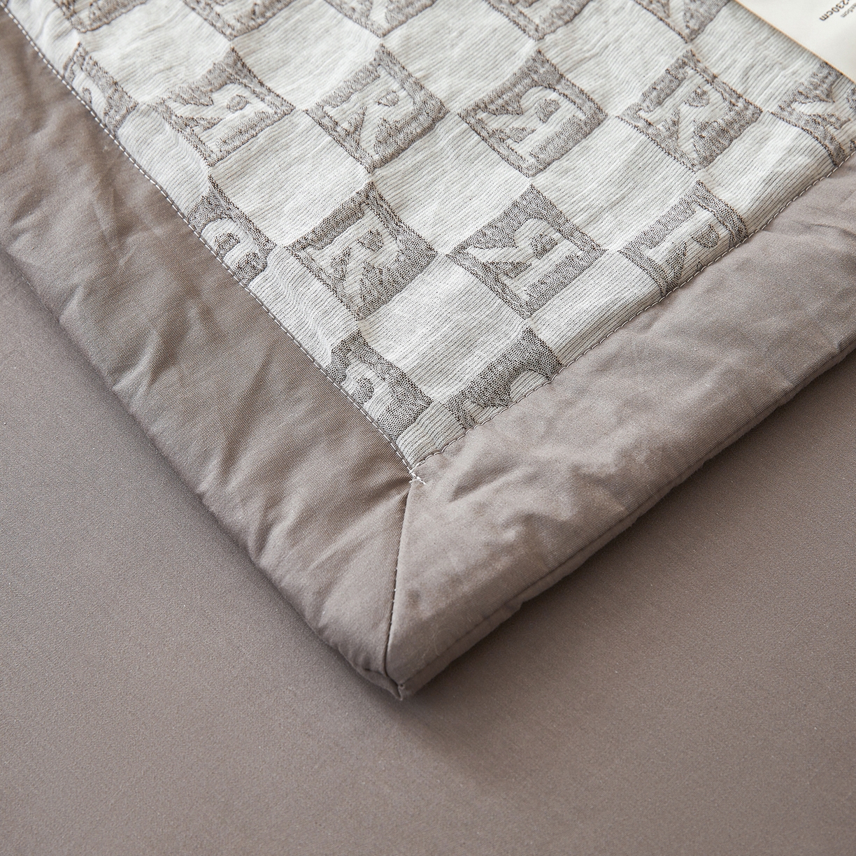 91家纺网 家纺一手货源 找家纺 乐家毛巾被（工厂自产自销） 2026新款全棉色织三层提花夏季大豆纤维被 轻奢R