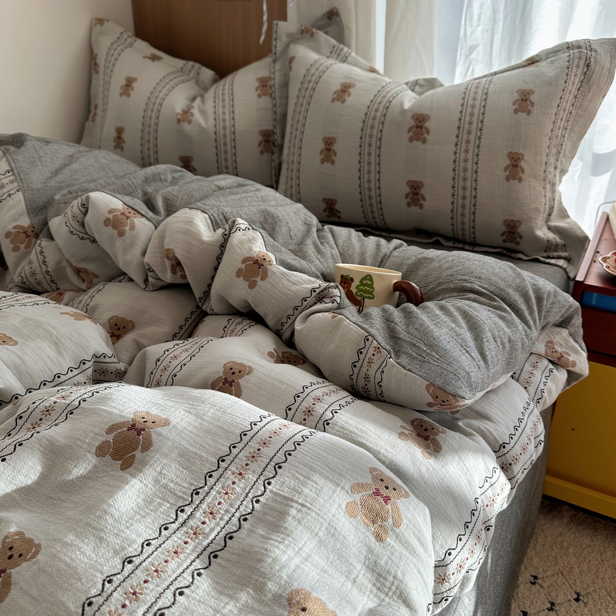 91家纺网 家纺一手货源 找家纺 萝莉家纺 2026新款全棉纯棉色织双层纱提花四件套 布偶熊