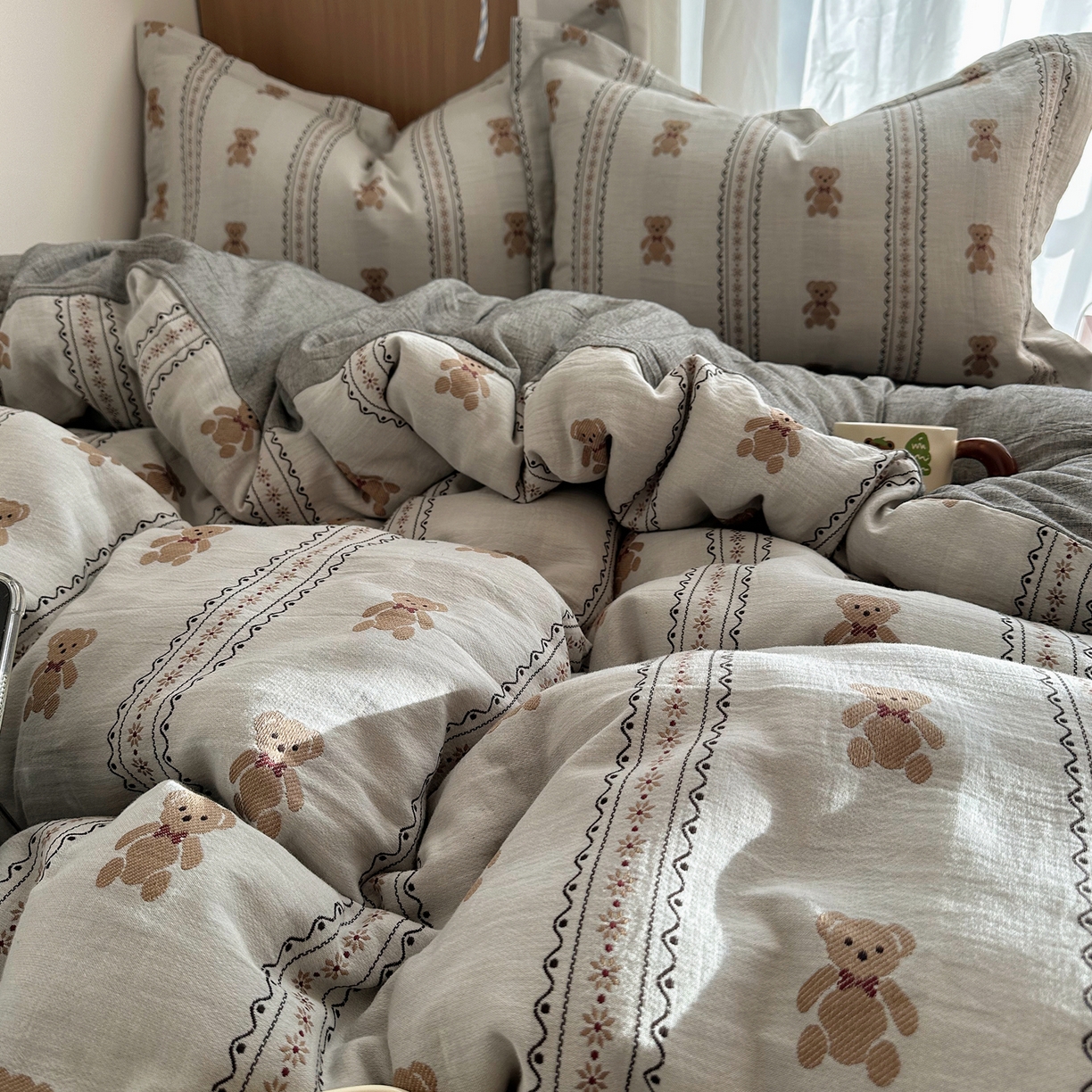 91家纺网 家纺一手货源 找家纺 萝莉家纺 2026新款全棉纯棉色织双层纱提花四件套 布偶熊