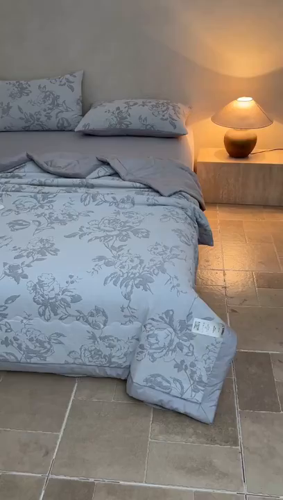 91家纺网 家纺一手货源 找家纺 乐家毛巾被（工厂自产自销） 2026新款全棉色织三层提花夏季大豆纤维被 柔枝