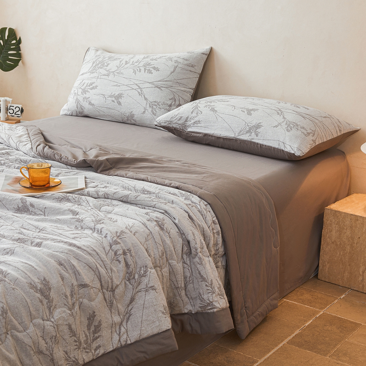 91家纺网 家纺一手货源 找家纺 乐家毛巾被（工厂自产自销） 2026新款全棉色织三层提花夏季大豆纤维被 疏影