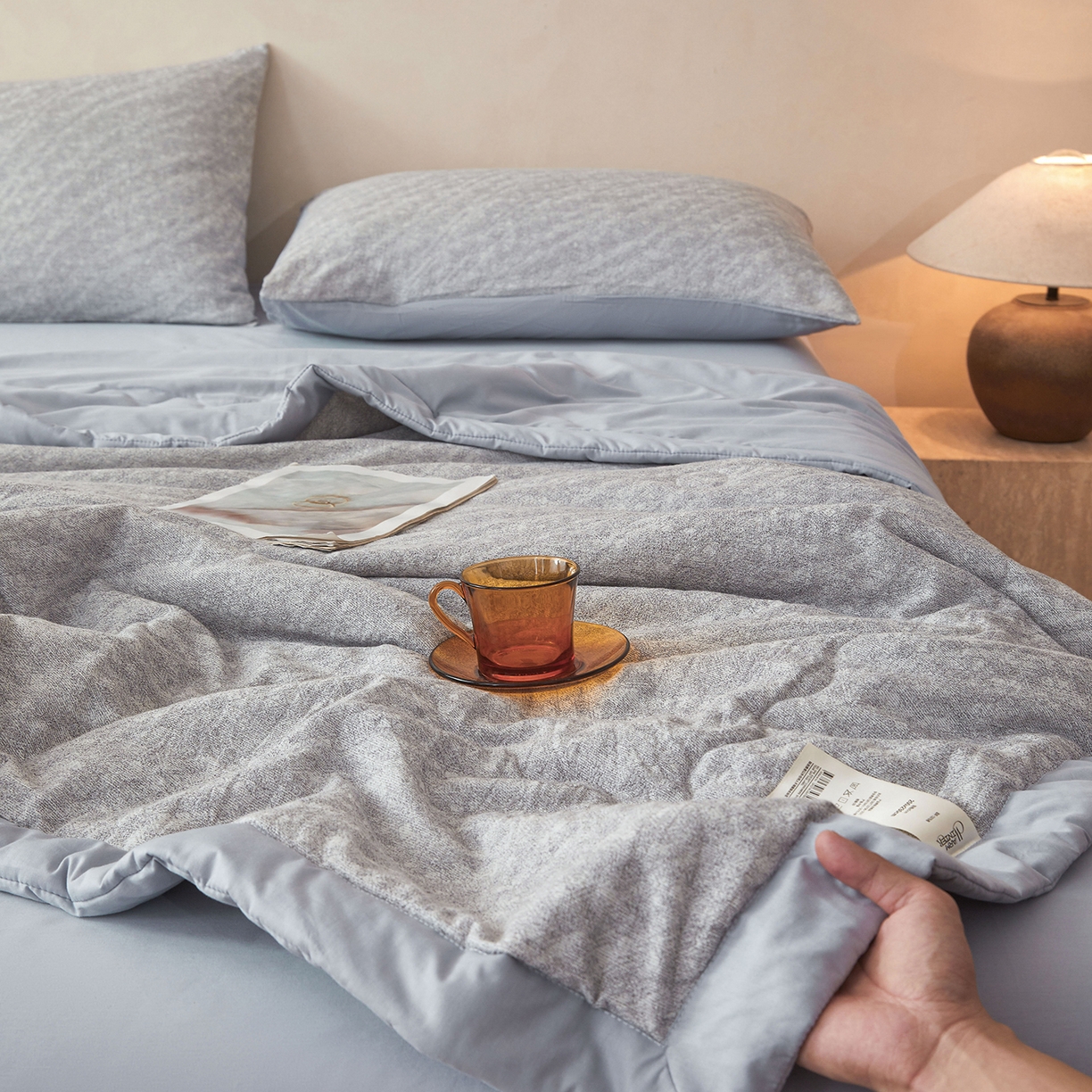 91家纺网 家纺一手货源 找家纺 乐家毛巾被（工厂自产自销） 2026新款全棉色织三层提花夏季大豆纤维被 素影繁花