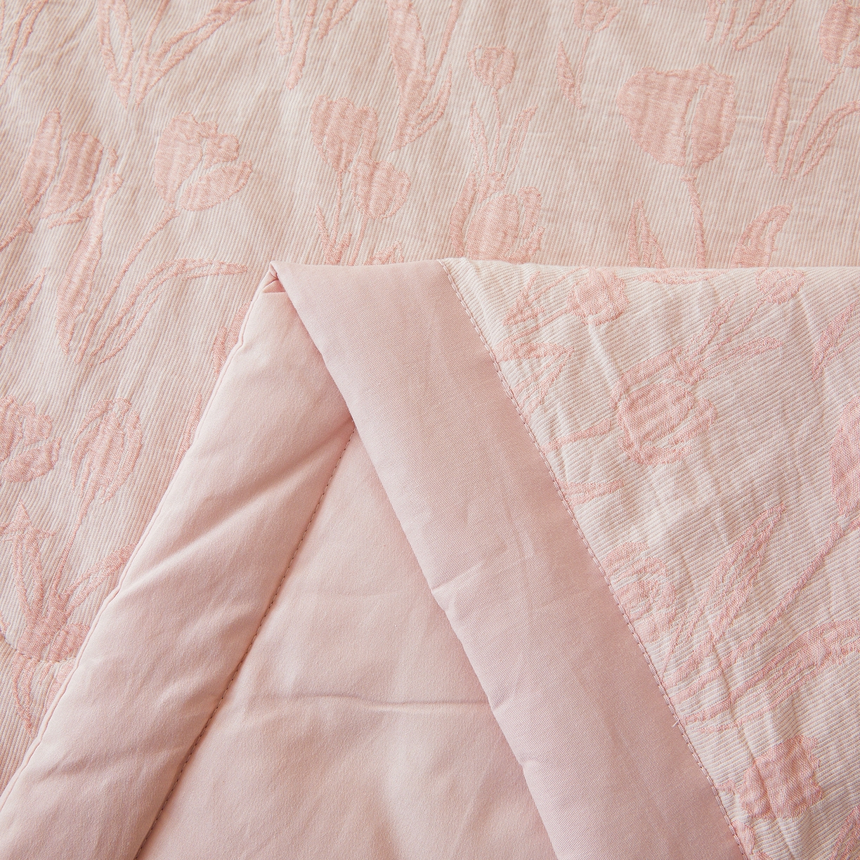 91家纺网 家纺一手货源 找家纺 乐家毛巾被（工厂自产自销） 2026新款全棉色织三层提花夏季大豆纤维被 胭粉