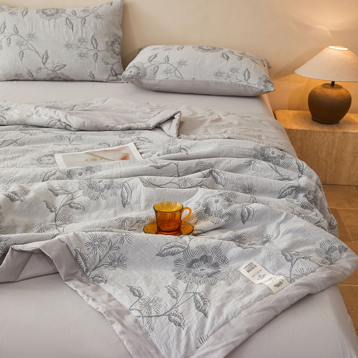 91家纺网 家纺一手货源 找家纺 乐家毛巾被（工厂自产自销） 2026新款全棉色织三层提花夏季大豆纤维被 叶影清风