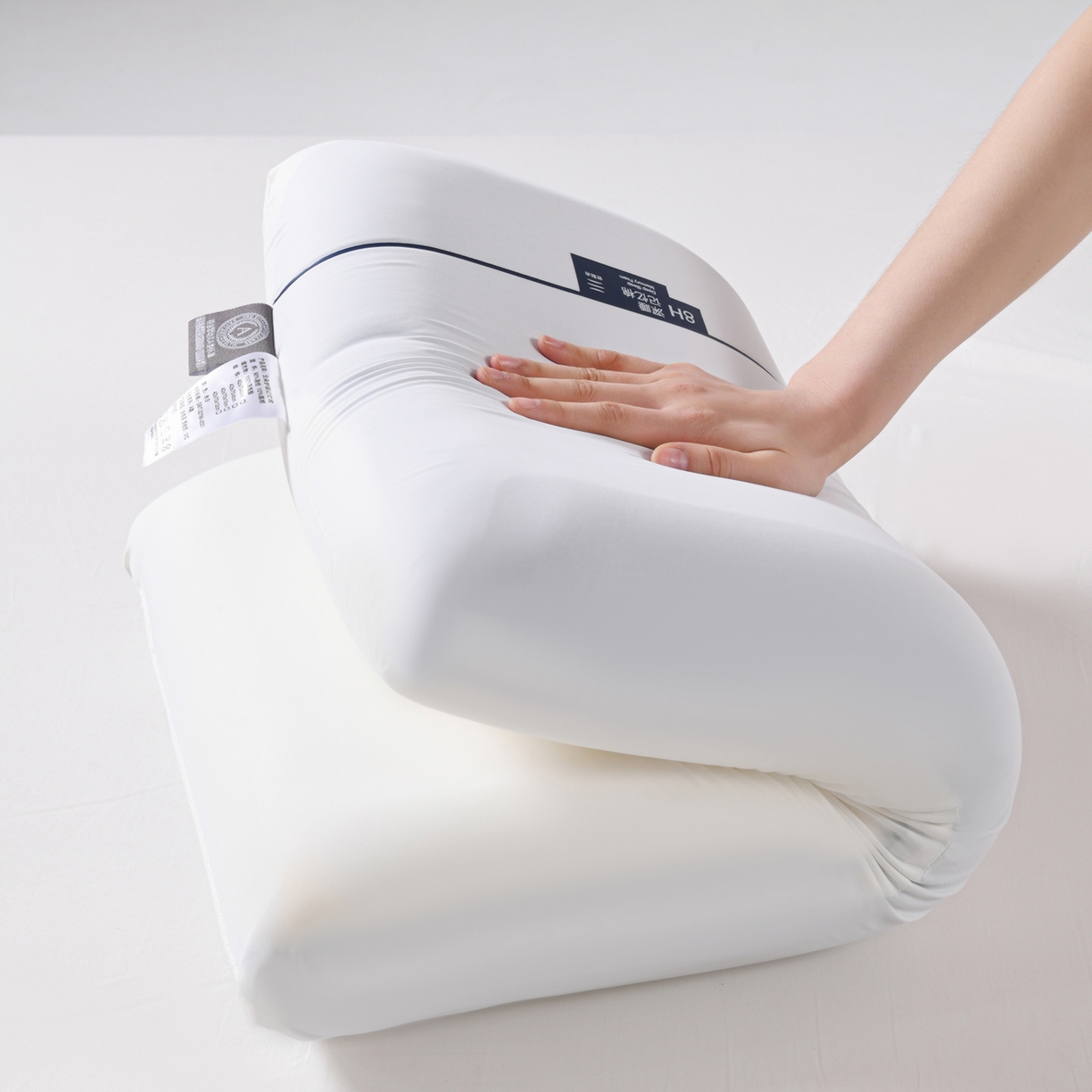 91家纺网 家纺一手货源 找家纺 优芯选 2026新款零压力记忆枕某朵同款酒店记忆棉枕深睡眠云朵双芯蓝白Pro零压记忆棉枕 云朵护颈pro第二代记忆枕