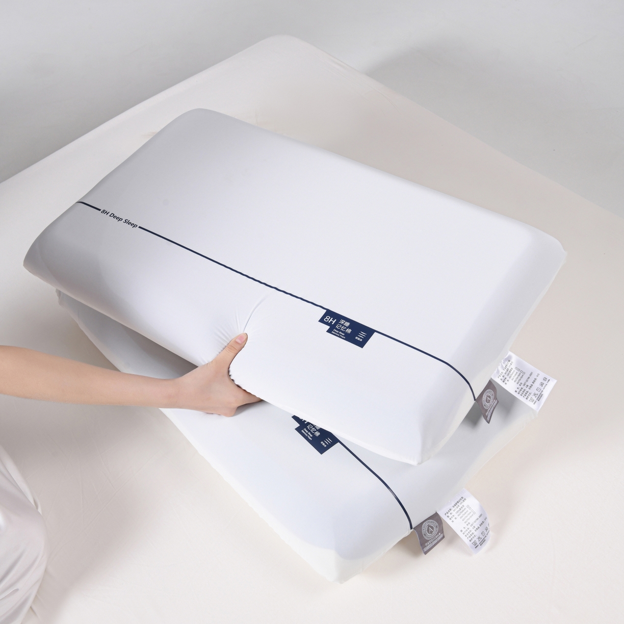 91家纺网 家纺一手货源 找家纺 优芯选 2026新款零压力记忆枕某朵同款酒店记忆棉枕深睡眠云朵双芯蓝白Pro零压记忆棉枕 云朵护颈pro第二代记忆枕