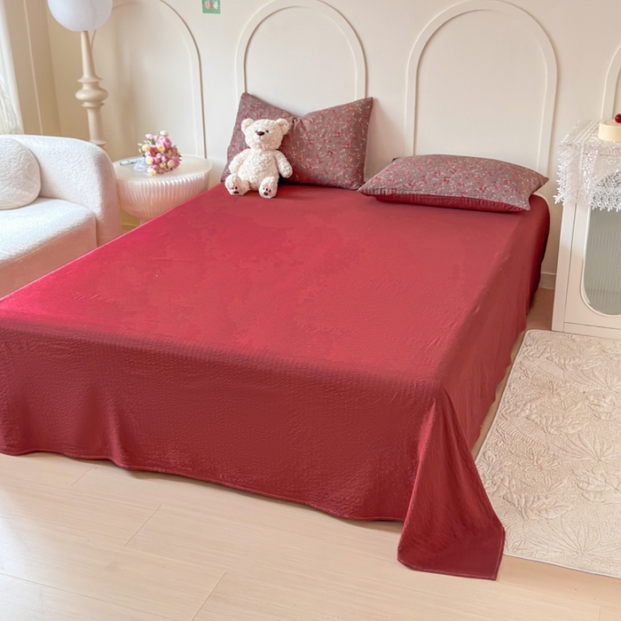 91家纺网 家纺一手货源 找家纺 梦舒阳 2026新款泡芙棉夏被花边款泡芙纱夏凉被四件套空调被带小熊吊牌 鸿运