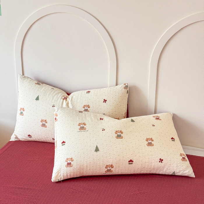 91家纺网 家纺一手货源 找家纺 梦舒阳 2026新款泡芙棉夏被花边款泡芙纱夏凉被四件套空调被带小熊吊牌 开心狗