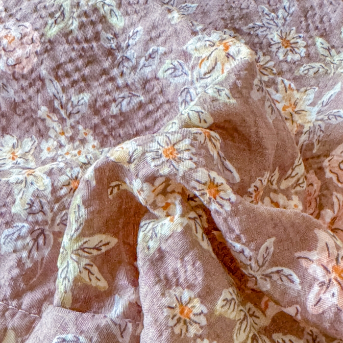 91家纺网 家纺一手货源 找家纺 梦舒阳 2026新款泡芙棉夏被花边款泡芙纱夏凉被四件套空调被带小熊吊牌 暖桔