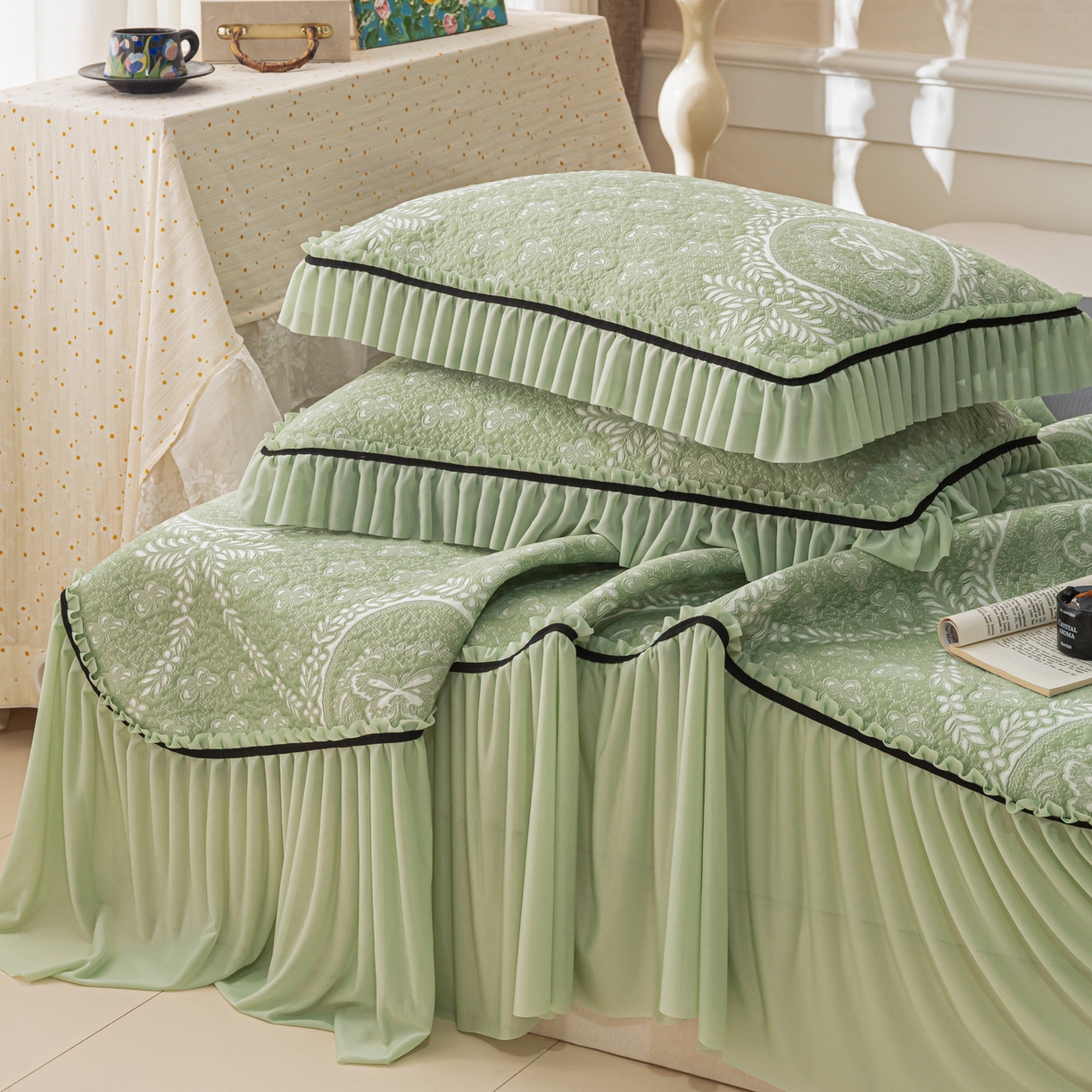 91家纺网 家纺一手货源 找家纺 雅居纺家纺 2026新款花间蝶梦款凉感床裙凉席席子 花间蝶梦-绿