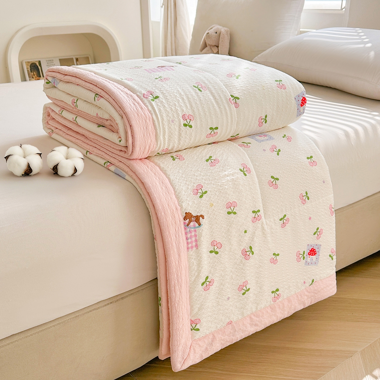 91家纺网 家纺一手货源 找家纺 （总）魅图家纺 2026新款泡芙纱新疆棉花夏被