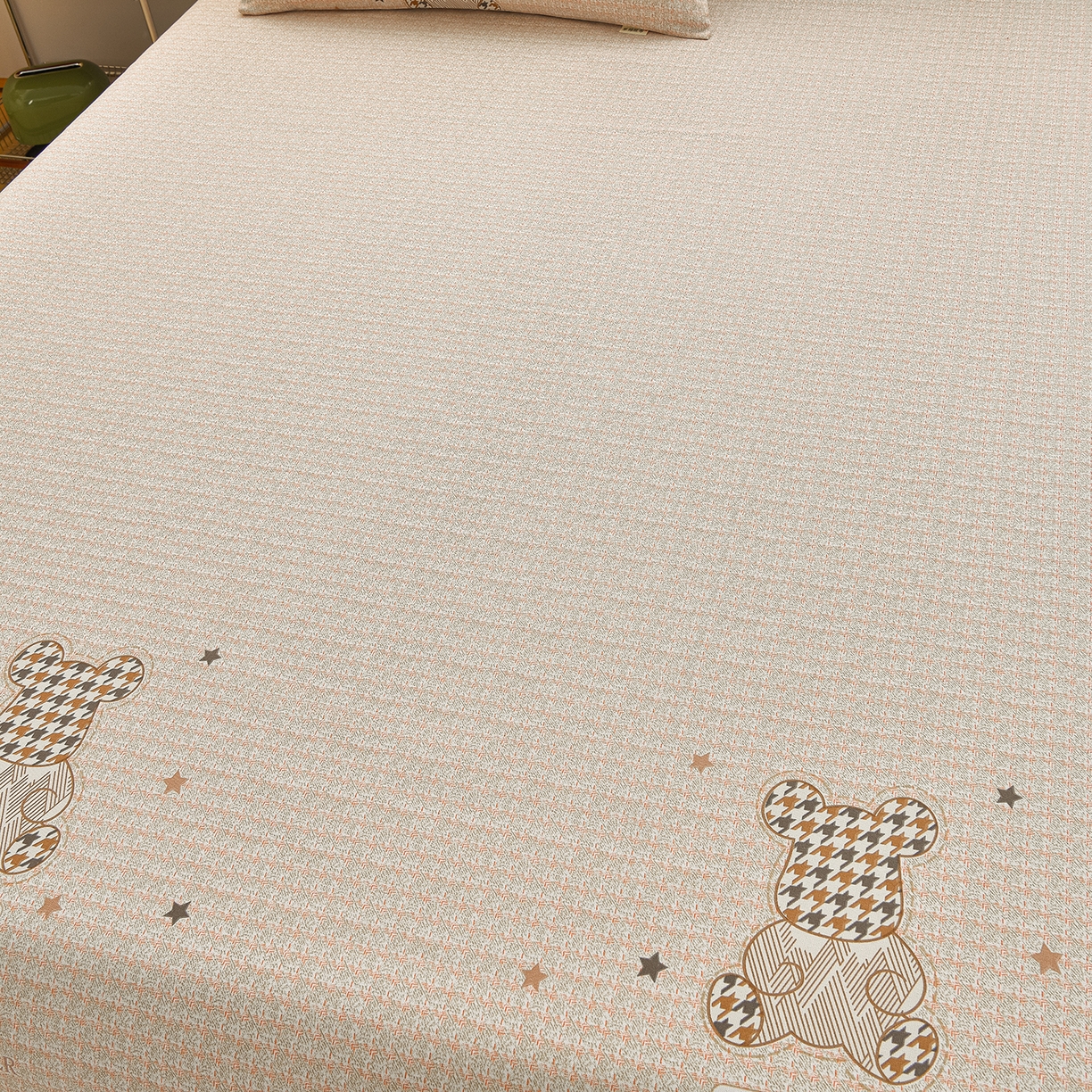 91家纺网 家纺一手货源 找家纺 曼尼 2026新款亲肤舒适原棉老粗布床单凉席三件套 暴力熊