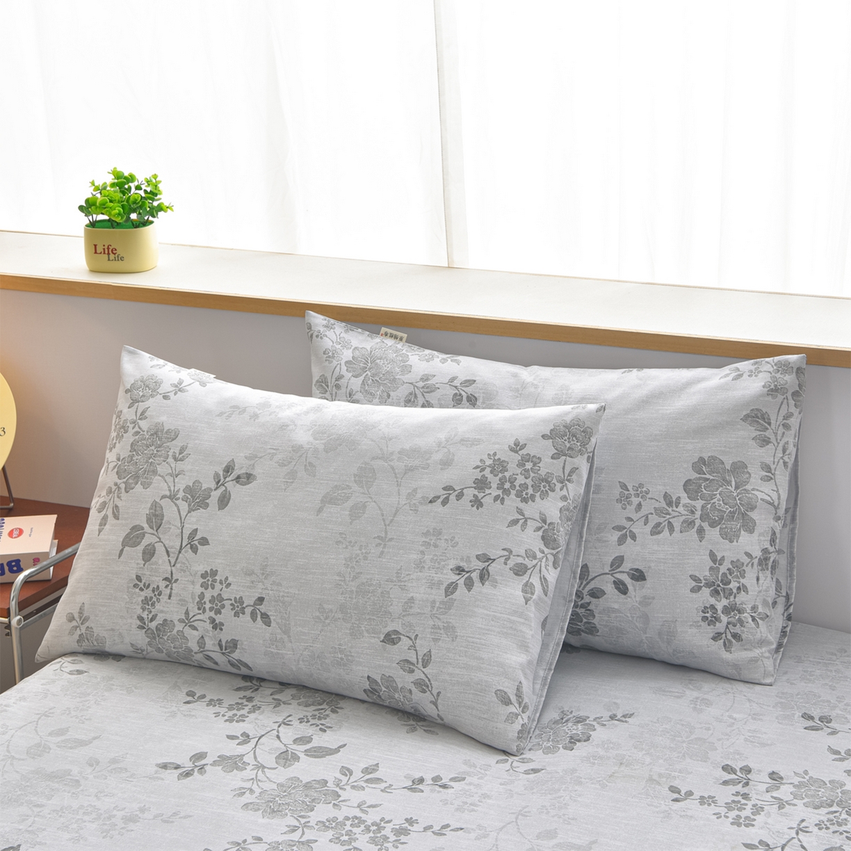 91家纺网 家纺一手货源 找家纺 曼尼 2026新款亲肤舒适原棉老粗布床单凉席三件套 花枝灰