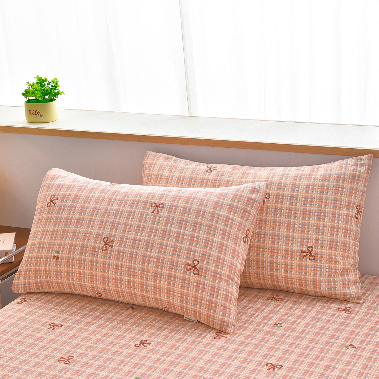 91家纺网 家纺一手货源 找家纺 曼尼 2026新款亲肤舒适原棉老粗布床单凉席三件套 小粉格