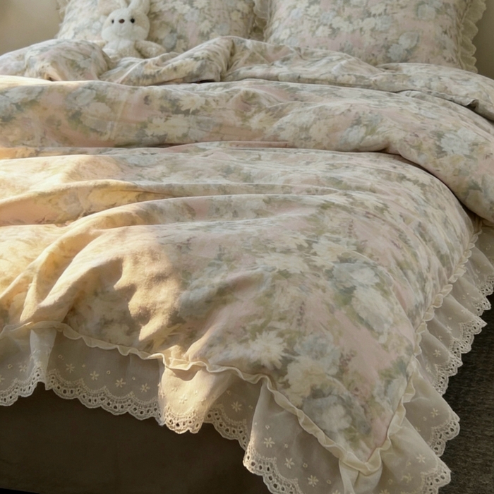 91家纺网 家纺一手货源 找家纺 荣轩家居 2026新款韩式浪漫花边工艺款全棉纯棉双层纱四件套（铺床版）海棠云栖