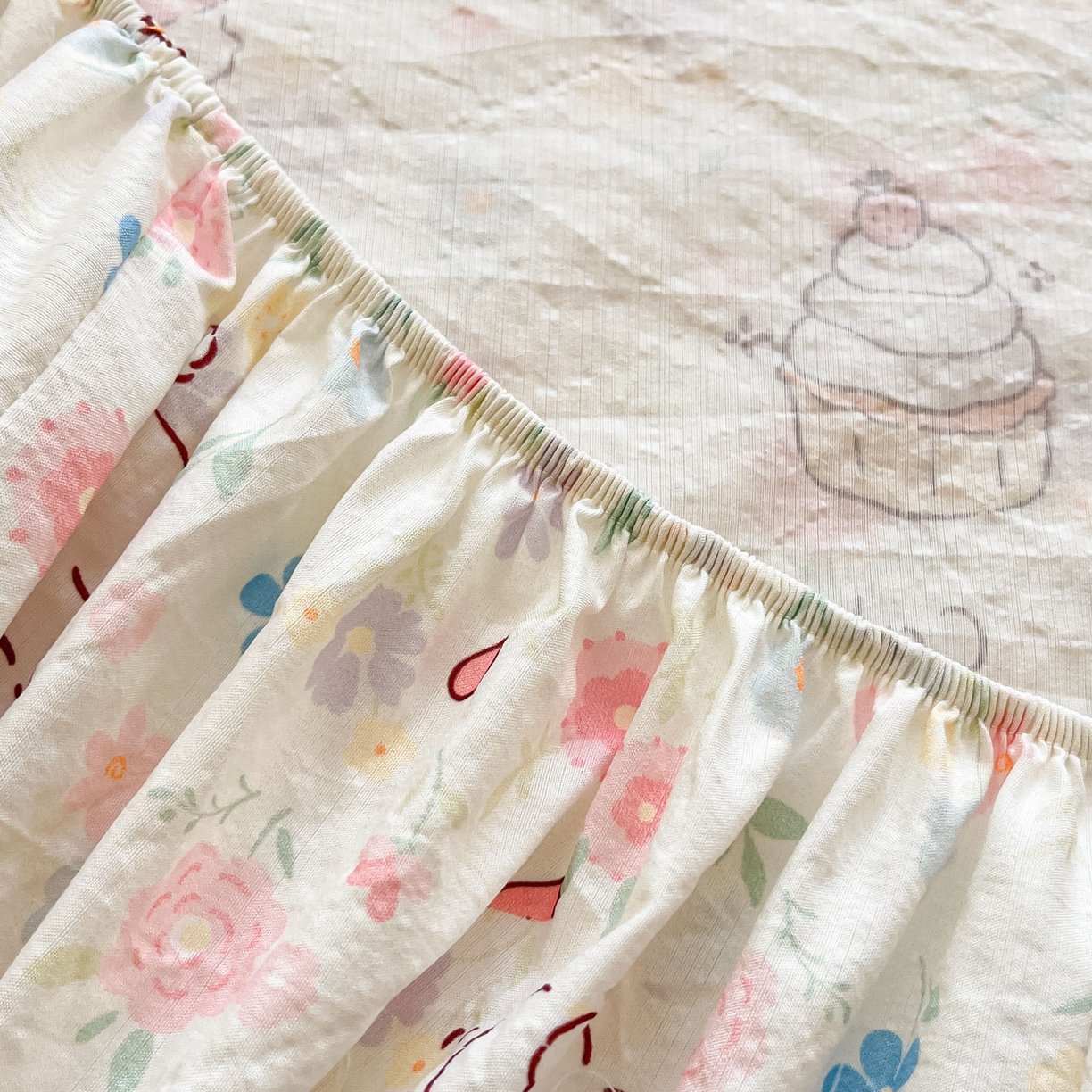 91家纺网 家纺一手货源 找家纺 川悦生活 2026春夏新款双层纱皱皱纱单床笠床笠单件 床笠嘟嘟花园