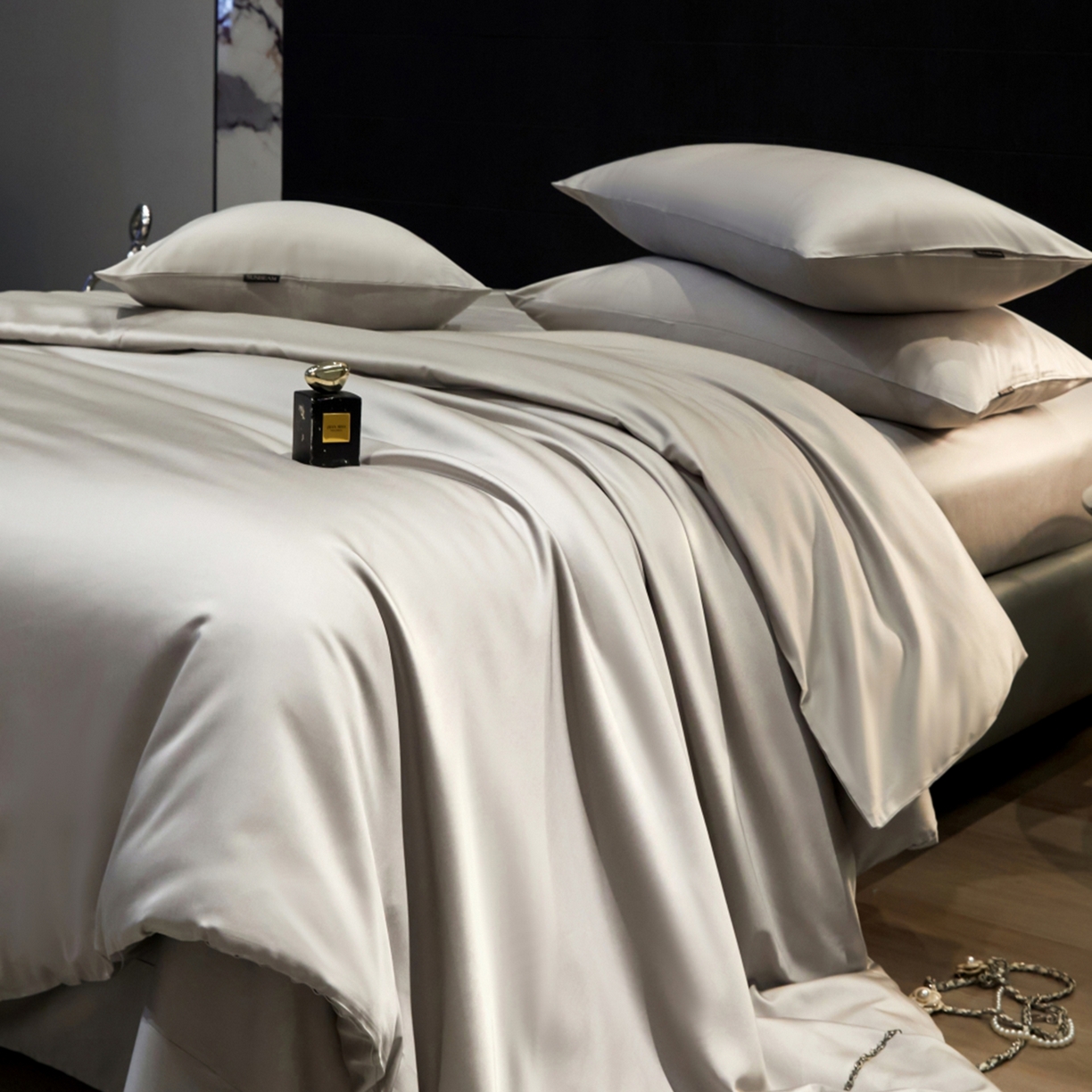 91家纺网 家纺一手货源 找家纺 （总）秀色家纺 2026新款100Pro+高级感轻奢天丝四件套长绒棉新疆纯色双拼凉感夏季裸睡4件