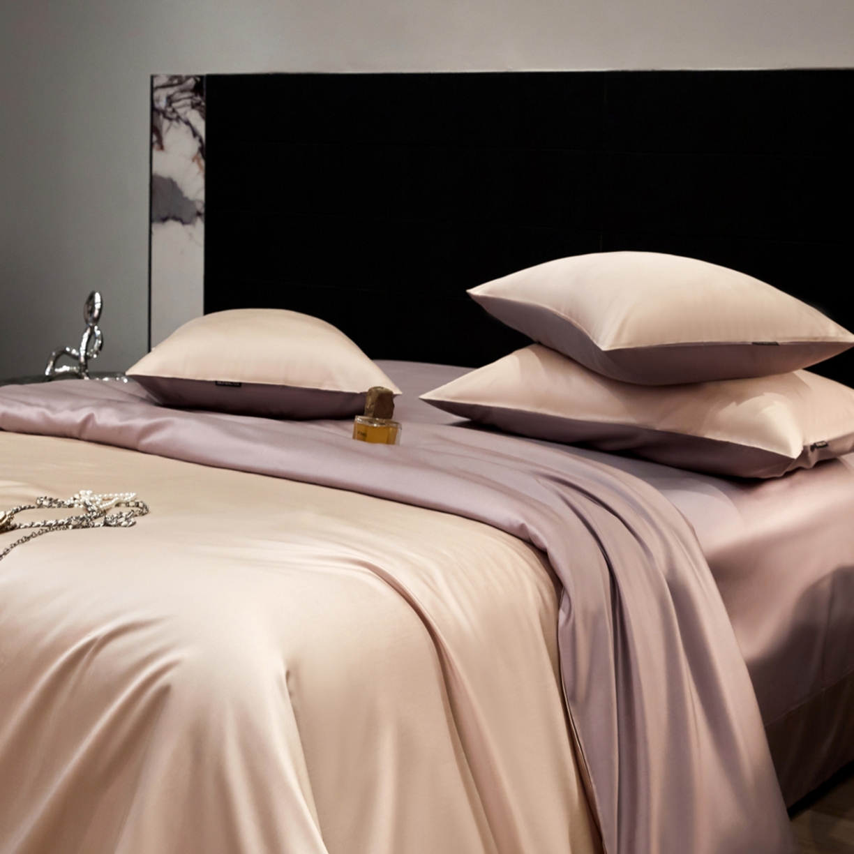 91家纺网 家纺一手货源 找家纺 秀色家纺 2026新款100Pro+高级感轻奢天丝四件套长绒棉新疆纯色双拼凉感夏季裸睡4件 Air天丝棉-桃灰粉+迷雾紫