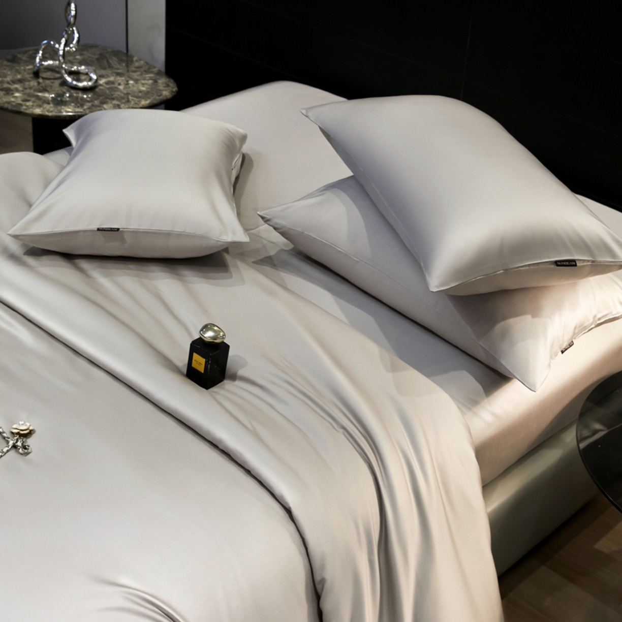 91家纺网 家纺一手货源 找家纺 （总）秀色家纺 2026新款100Pro+高级感轻奢天丝四件套长绒棉新疆纯色双拼凉感夏季裸睡4件