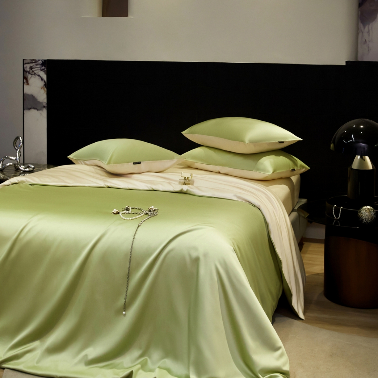 91家纺网 家纺一手货源 找家纺 秀色家纺 2026新款100Pro+高级感轻奢天丝四件套长绒棉新疆纯色双拼凉感夏季裸睡4件 Air天丝棉-抹茶奶白