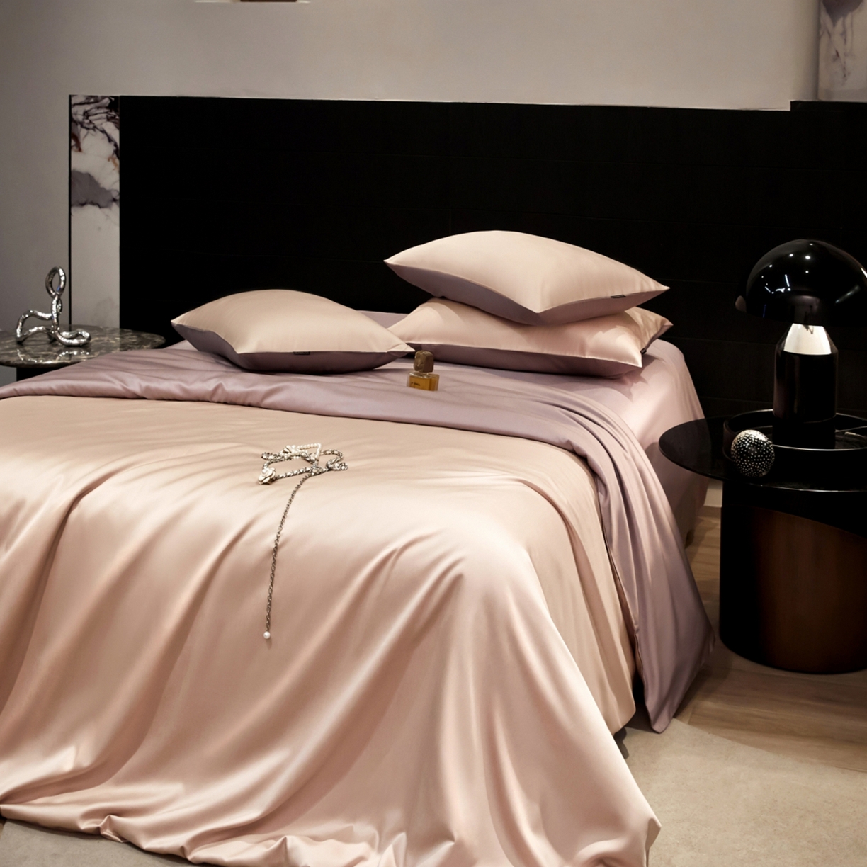 91家纺网 家纺一手货源 找家纺 秀色家纺 2026新款100Pro+高级感轻奢天丝四件套长绒棉新疆纯色双拼凉感夏季裸睡4件 Air天丝棉-桃灰粉+迷雾紫