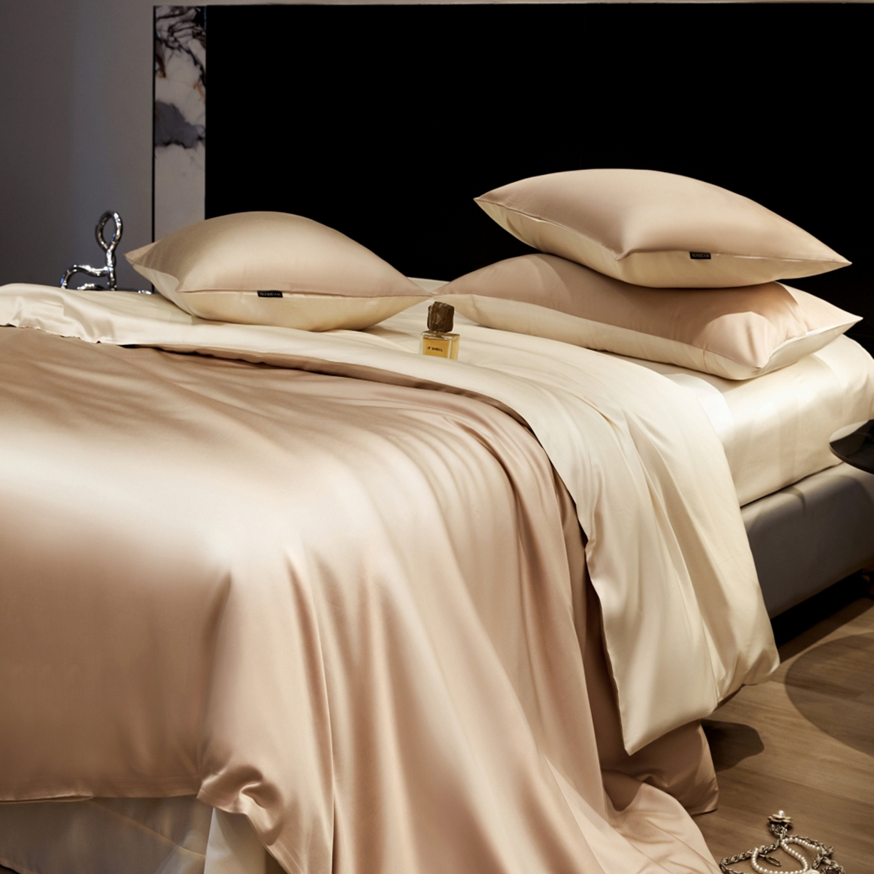 91家纺网 家纺一手货源 找家纺 秀色家纺 2026新款100Pro+高级感轻奢天丝四件套长绒棉新疆纯色双拼凉感夏季裸睡4件 Air天丝棉-温柔奶白