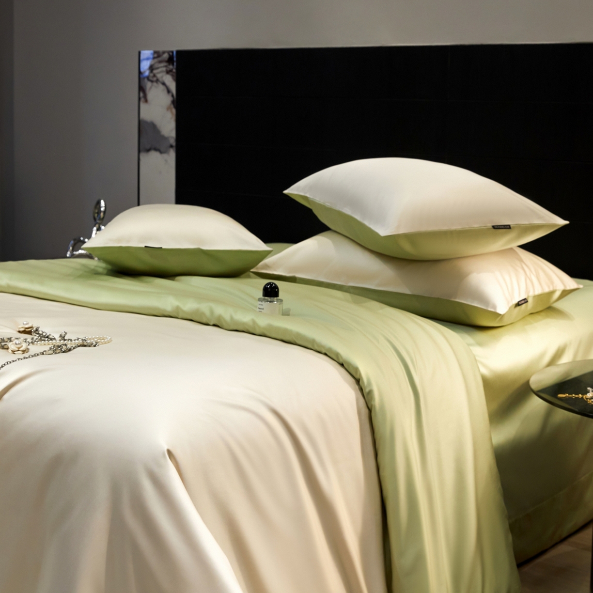 91家纺网 家纺一手货源 找家纺 秀色家纺 2026新款100Pro+高级感轻奢天丝四件套长绒棉新疆纯色双拼凉感夏季裸睡4件 Air天丝棉-奶白抹茶